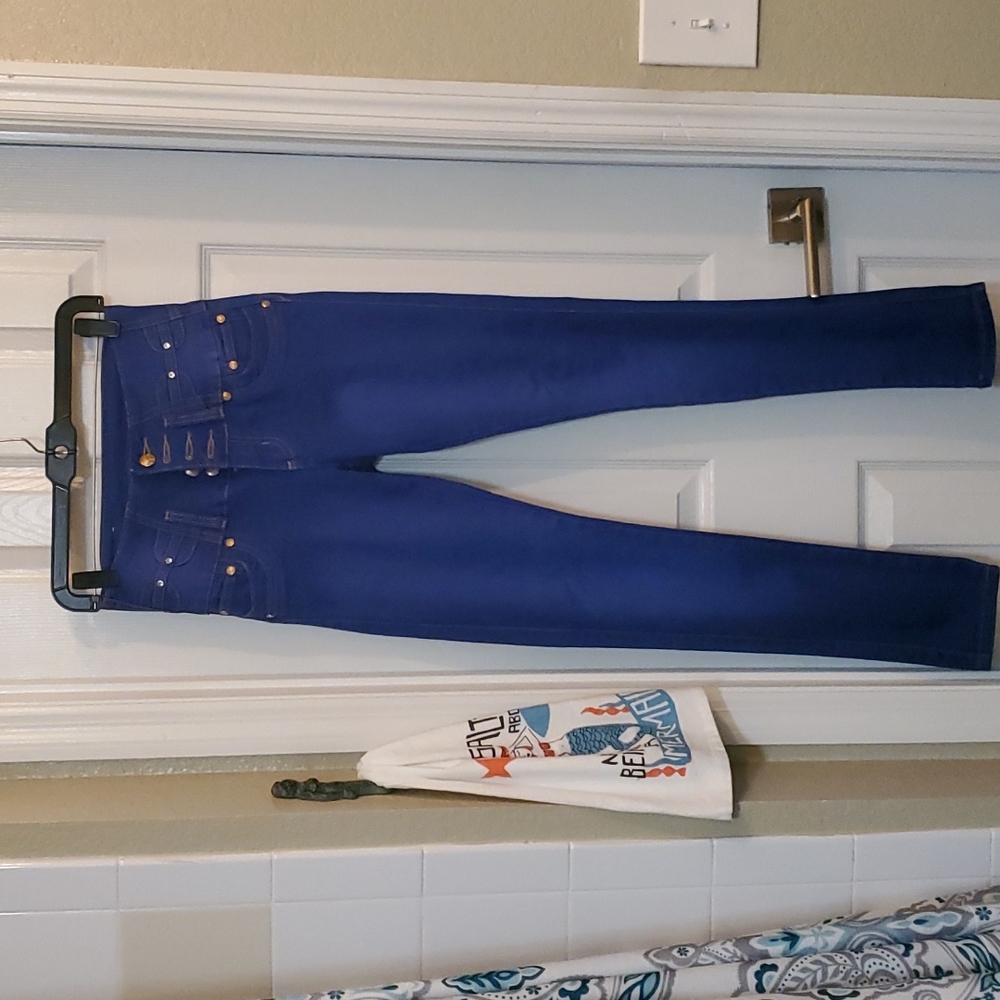 Sexy Colombian jeans